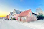 Geschosswohnungsbaugrundstück + freier Walmdachbungalow + vermietetes Haus im Herzen der Kur-und Rolandstadt Bad Bramstedt - Grundstück Bad Bramstedt | Angebot:9247880